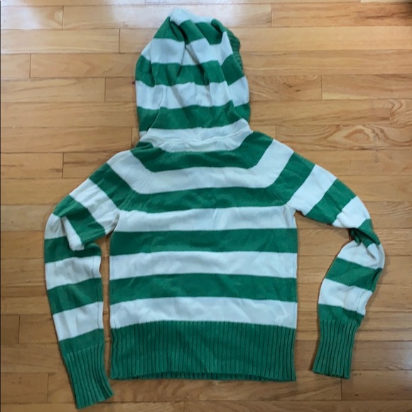 Sweater - Picture 6 of 6